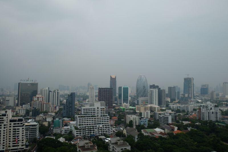 คพ.ชี้หมอกปกคลุมท้องฟ้าในกทม.เป็นสภาวะปกติหลังฝนตกหนัก