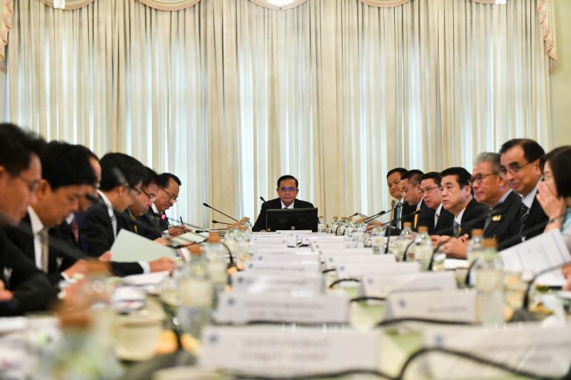 พลเอกประยุทธ์ จันทร์โอชา นายกรัฐมนตรี ป็นประธานการประชุมคณะกรรมการรัฐมนตรีฝ่ายเศรษฐกิจ ครั้งที่ 3/2562 ณ ห้องสีเขียว ตึกไทยคู่ฟ้า ทำเนียบรัฐบาล
