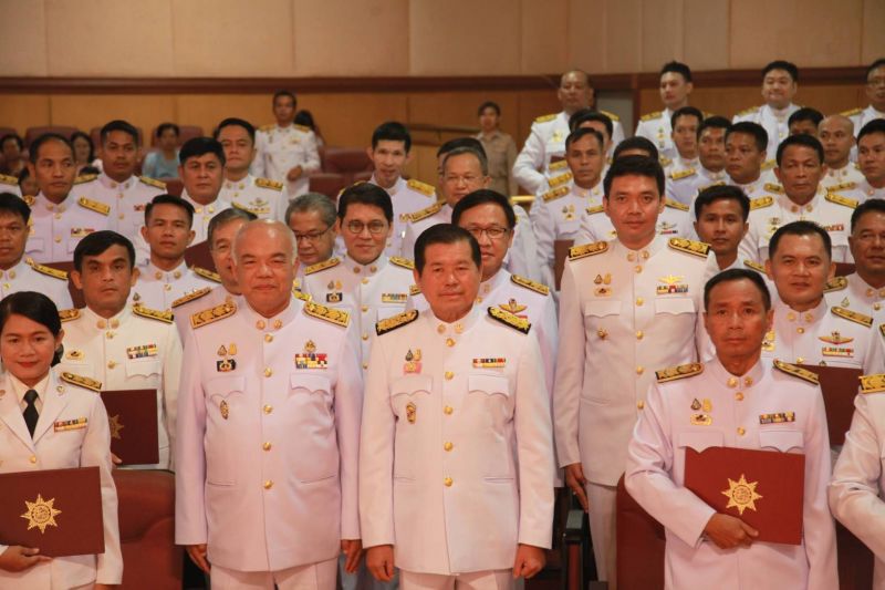 ‘มท.2’ให้โอวาท นอภ.ใหม่ ย้ำ’ยึดคุณธรรม-ดูแลทุกข์สุขปชช.’