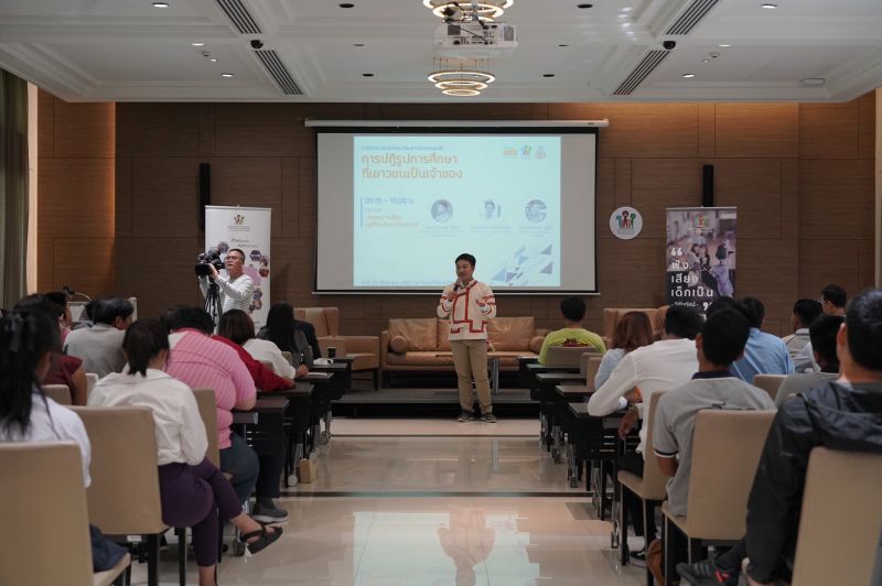 “สมพงษ์” ค้านยุบร.ร.เล็ก 1.5 หมื่นโรง ถาม เด็กชนบทจะไปเรียนที่ไหน?