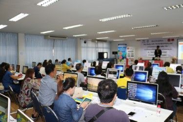 ธพว.ผนึกไปรษณีย์ไทยดัน SMEs รวยได้ด้วยออนไลน์