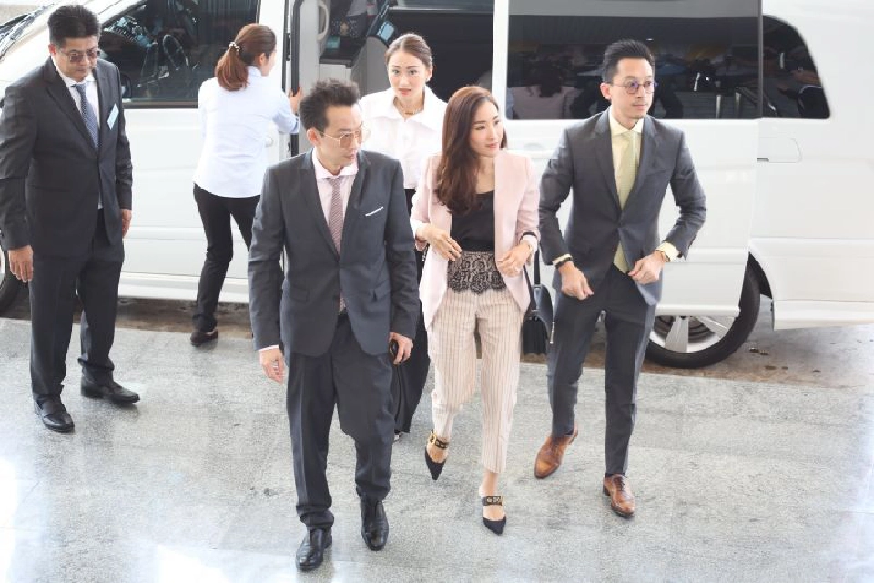 พล.อ.เปรม ติณสูลานนท์ รัฐบุรุษคู่แผ่นดิน หนังสือดีที่ไม่ควรพลาด