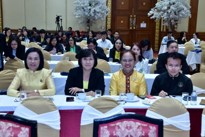 ดันสหกรณ์ขายผ่านออนไลน์ชิงตลาด 3 ล้านล้านบาท