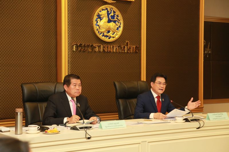  "มท.2"จี้ผู้ว่าฯทั่วประเทศ ทำประกันรายได้ ข้าว-ปาล์ม 