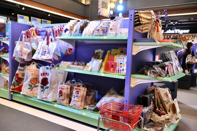 3บิ๊กแบรนด์ เปิดซูวีเนียร์ช้อป สไตล์ไทย