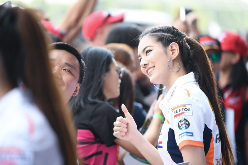 สาวสวยจาก PIT Lane Walk โมโตจีพี 2019