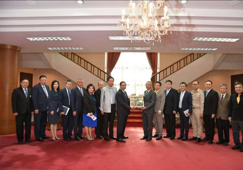 หอการค้าไทยหารือ "พิพัฒน์" ชู8ประเด็นขับเคลื่อนท่องเที่ยว
