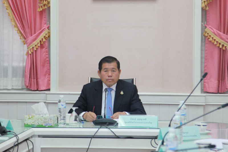 นิพนธ์ บุญญามณี