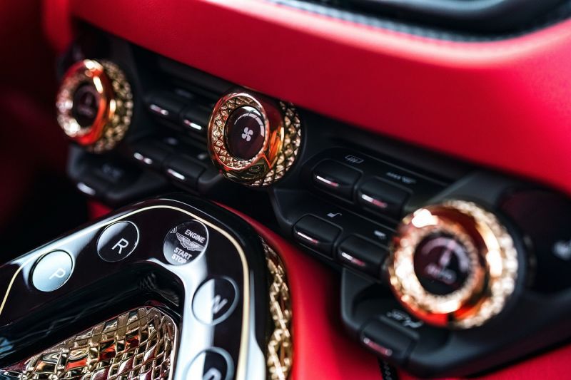 Aston Martin เปิด DBZ Centenary Collection 