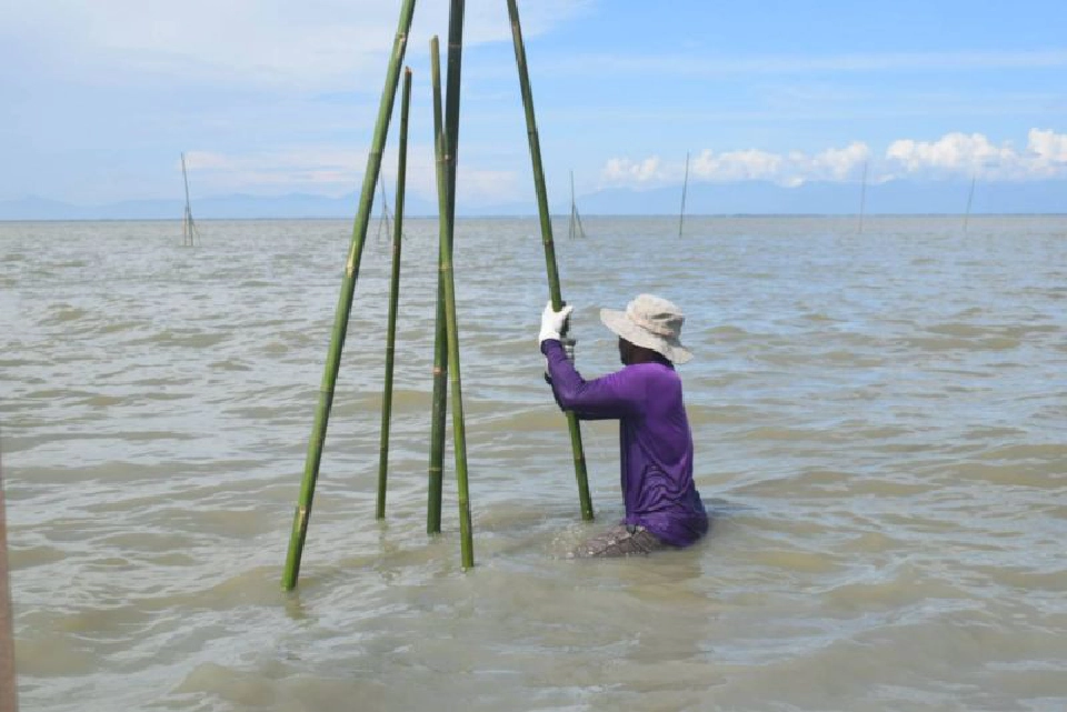 เข้ม! สกัดเครื่องมือพื้นบ้านทำลายล้างออกจากชุมชน