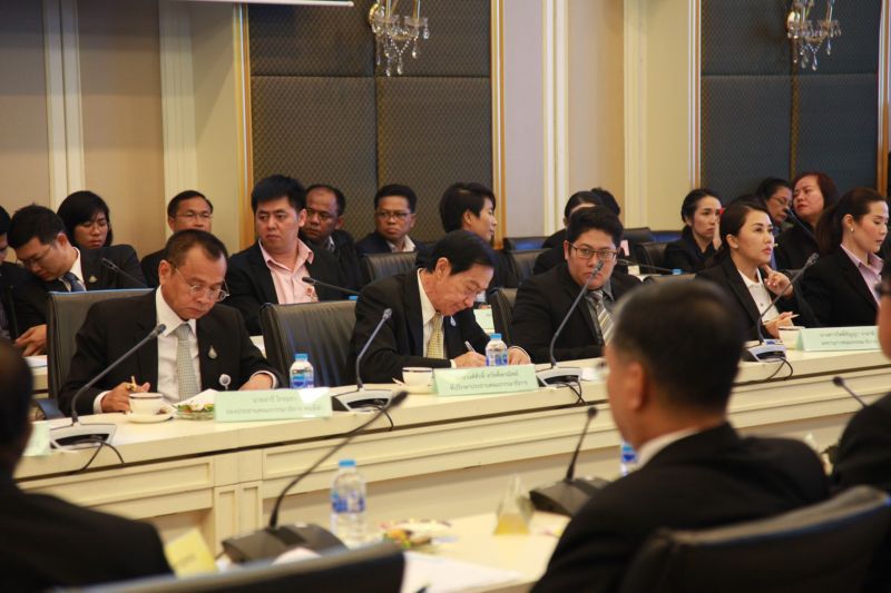 มท.2 ต้อนรับ กมธ.ปกครอง สภาฯ ลั่นพร้อมร่วมมือแก้ไข 8 ประเด็นปัญหาบำบัดทุกข์ บำรุงสุข ให้พี่น้องประชาชน