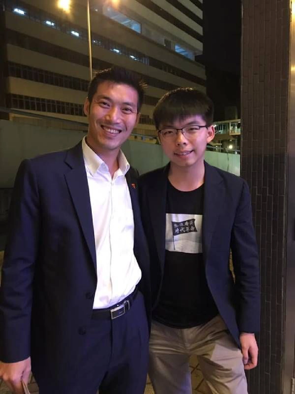 "ธนาธร" ร้อนตัว แจง9ข้อ ปมแถลงการณ์สถานทูตจีน