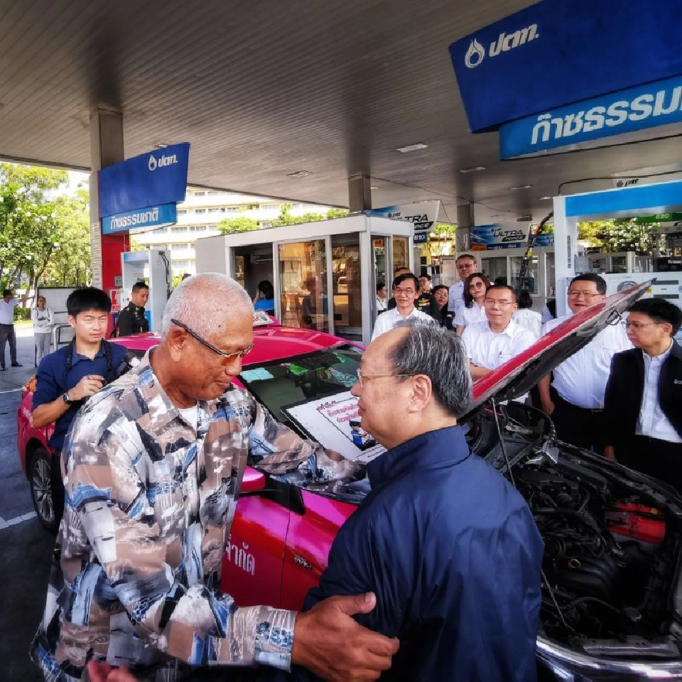  “สนธิรัตน์”สำรวจบี 10 เสียงสะท้อนรถยนต์นิยมใช้