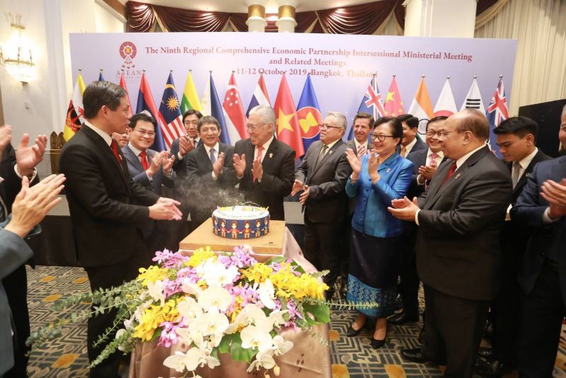 'จุรินทร์' นั่งหัวโต๊ะประชุม RCEP มั่นใจได้ข้อสรุป