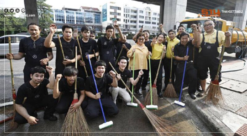 "เบนซ์ตลิ่งชัน" เปิดโครงการ “ช่างคิด ช่างทำ” ถวายเป็นพระราชกุศลในหลวง ร.9 "เบนซ์ตลิ่งชัน" เปิดโครงการ “ช่างคิด ช่างทำ” ถวายเป็นพระราชกุศลในหลวง ร.9