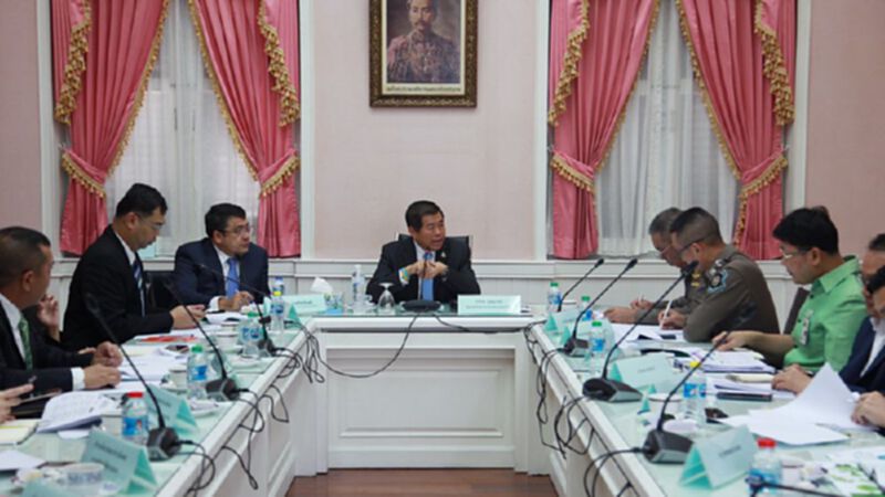 มท.2 รุกขับเคลื่อน “ปลอดภัยบนท้องถนนส่วนท้องถิ่น” มท.2 รุกขับเคลื่อน “ปลอดภัยบนท้องถนนส่วนท้องถิ่น”