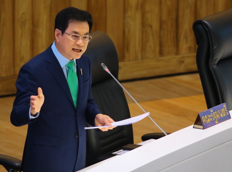 จุรินทร์ ลักษณวิศิษฏ์