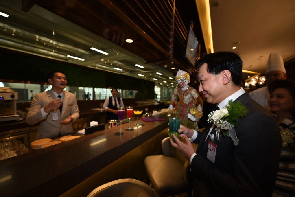 เลานจ์ใหม่บินไทย  หรูหรามาแนวรักษ์โลก