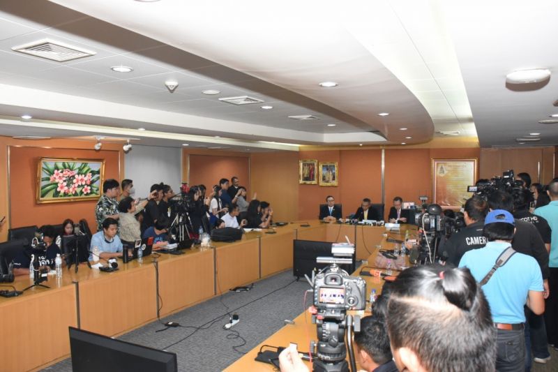คณะกรรมการวัตถุอันตรายเอกฉันท์แบน 3 สาร