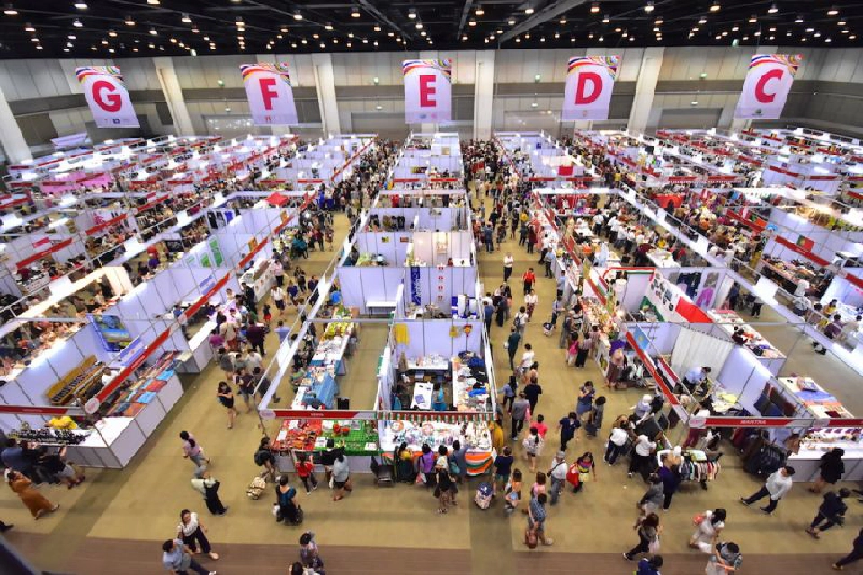 'รอยัล พารากอน ฮอลล์' โกยรายได้สถานที่จัดอีเว้นท์กว่า 100 งาน