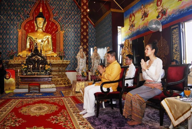 “ธรรมนัส”ชูพะเยาโมเดลชาวนาขายข้าวหอมมะลิ1.8หมื่นบาท/ตัน    