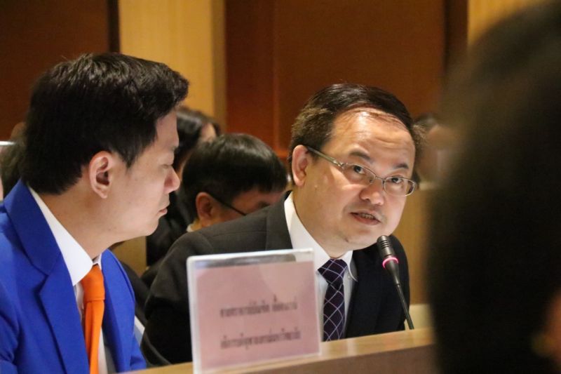 “สมคิด”จี้มหา”ลัย ผนึกเอกชน เร่งผลิตคนป้อนอีอีซี