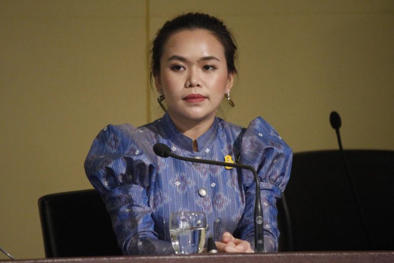 ไตรศุลี ไตรสรณกุล 