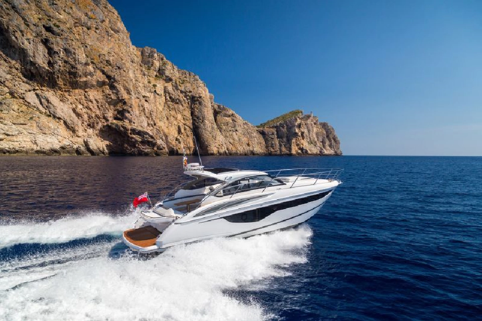 จากัวร์ แลนด์โรเวอร์ เปิด 3 รุ่นตกแต่งพิเศษ