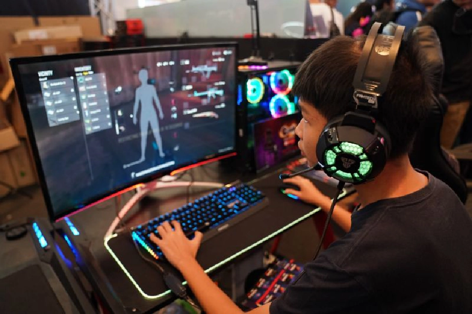 เงินสะพัดไทยแลนด์เกมโชว์ 180 ล้านบาท