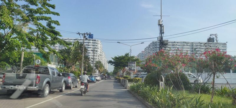 ไร้ม็อบป่วนเมืองทอง ตรวจเข้มรถทุกคัน