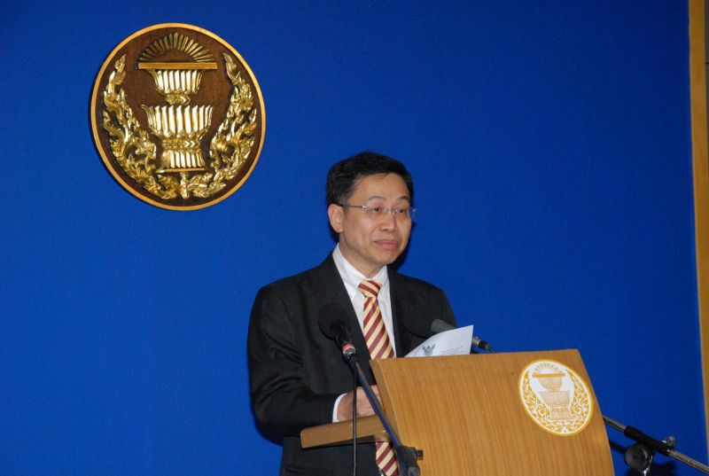 อุดม รัฐอมฤต