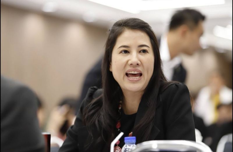 ปารีณา ไกรคุปต์