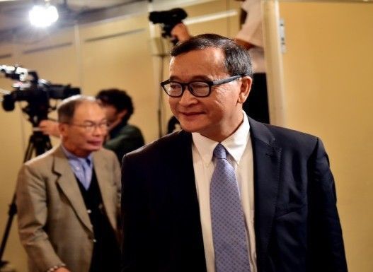 สม รังสี 