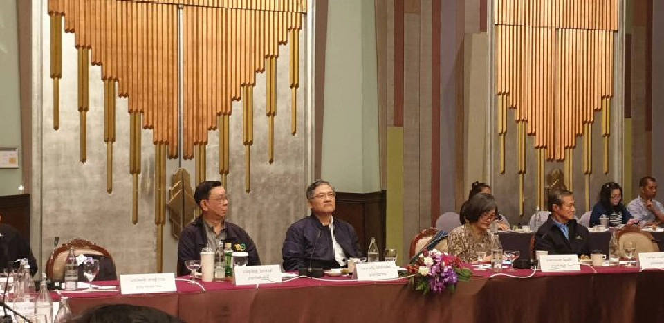 บาทแข็งฉุดส่งออกข้าวเหลือ 8 ล้านตัน