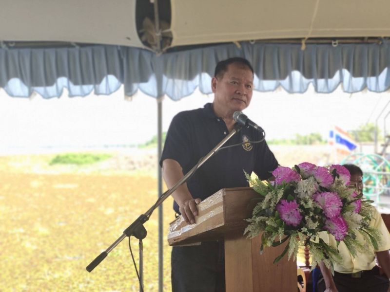 ปล่อยกุ้งก้ามกราม คืนทะเลสาบสงขลา เดินตามปณิธาน “ป๋าเปรม”