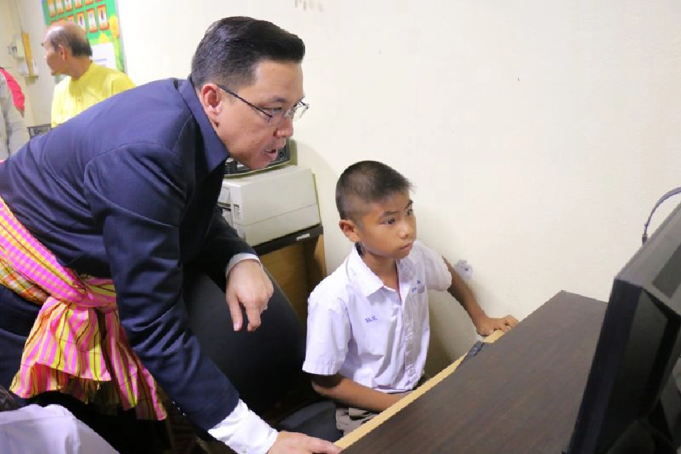 เยี่ยม”ศูนย์ดิจิทัลชุมชน”