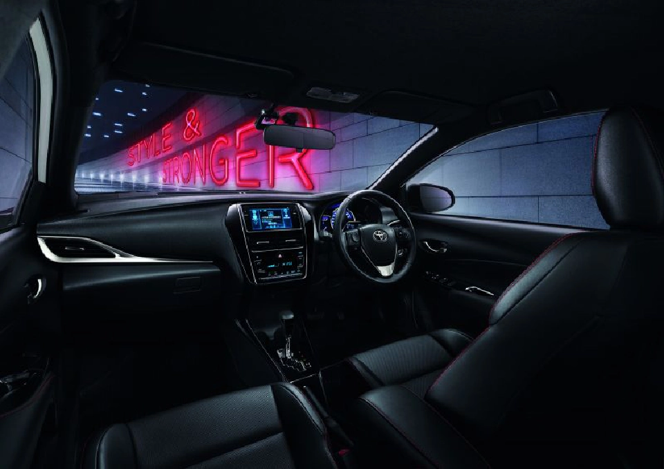 โตโยต้า ปรับโฉม ยาริส แฮตซ์แบค รับอีโคคาร์ 2 