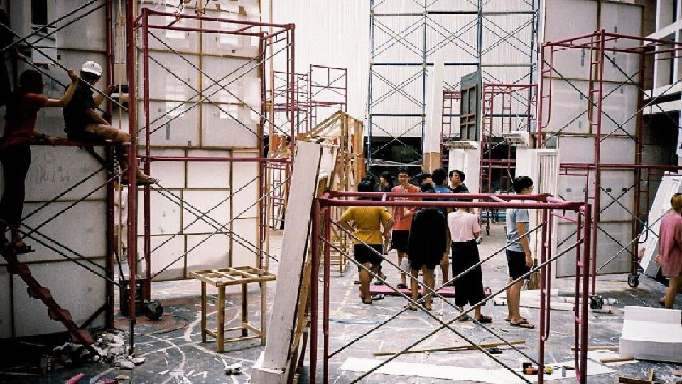 ถาปัดการละคอนหยิบ “เจ้าพ่อเซี่ยงไฮ้” สร้างละครเวที