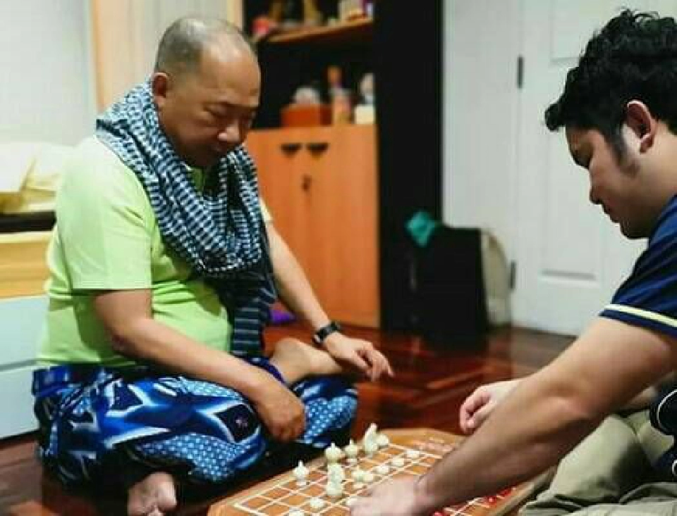 ไพศาล พืชมงคล 