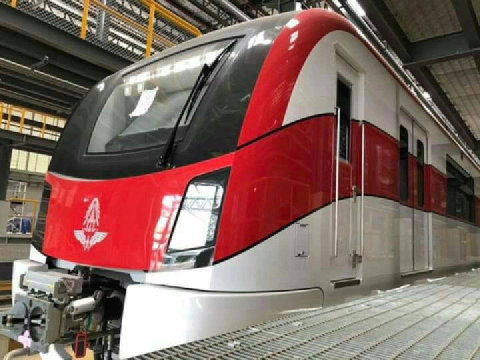 ประชันโฉมขบวนรถไฟฟ้า  "MRT-BTS- สายสีแดง"