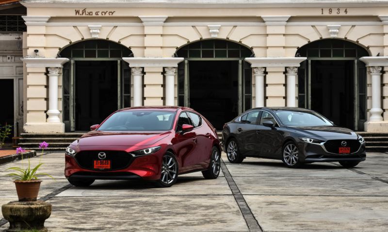 มาสด้า  3 คว้า Car of The Year 2019