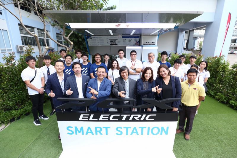 ฮอนด้า ผนึก มจธ.เปิด PCX Electric Smart Station
