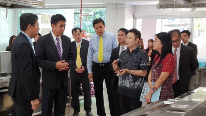 ติวเข้มคนครัวบนเรือรับรายได้ครึ่งแสน