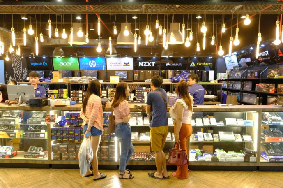 ดัน”พันธุ์ทิพย์ งามวงศ์วาน”สู่ศูนย์ไอทีเบอร์ 1 ย่านนนท์