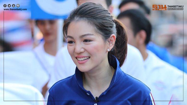มาดามเดียร์ ติด#ไม่รู้ให้ถาม ย้ำชัดขายหุ้นสื่อก่อนยื่นใบสมัคร กกต. มาดามเดียร์ ติด#ไม่รู้ให้ถาม ย้ำชัดขายหุ้นสื่อก่อนยื่นใบสมัคร กกต.