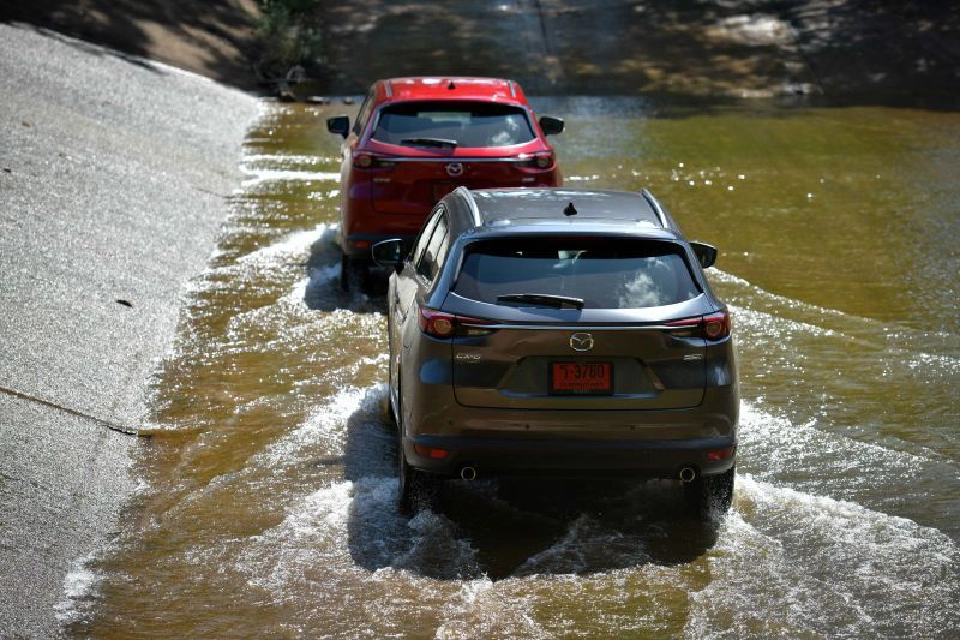 Mazda CX-8 ต่อนํ้าหนัก(ภาษี) ท้าชนพีพีวี