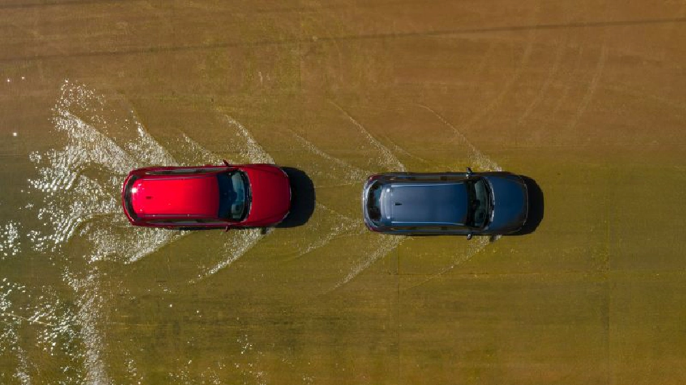 Mazda CX-8 ต่อนํ้าหนัก(ภาษี) ท้าชนพีพีวี