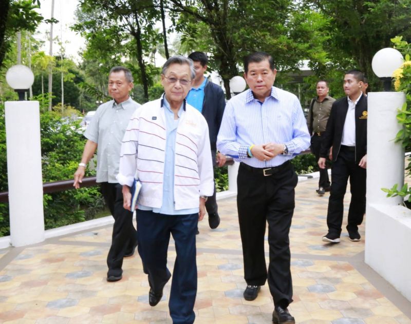 "นิพนธ์" วอนพรรคสร้างยุวประชาธิปัตย์ สืบสานอุดมการณ์
