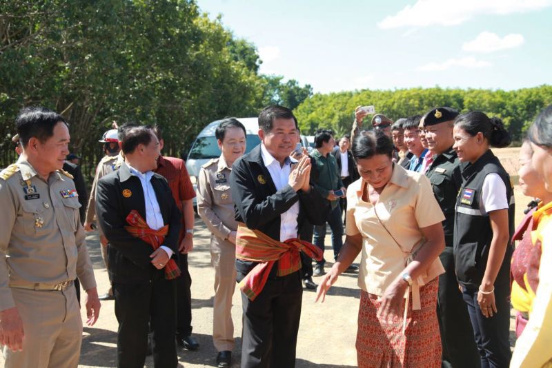 "นิพนธ์" ลุยแก้ปัญหารุกที่-จัดที่ทำกินให้ชาวสุรินทร์