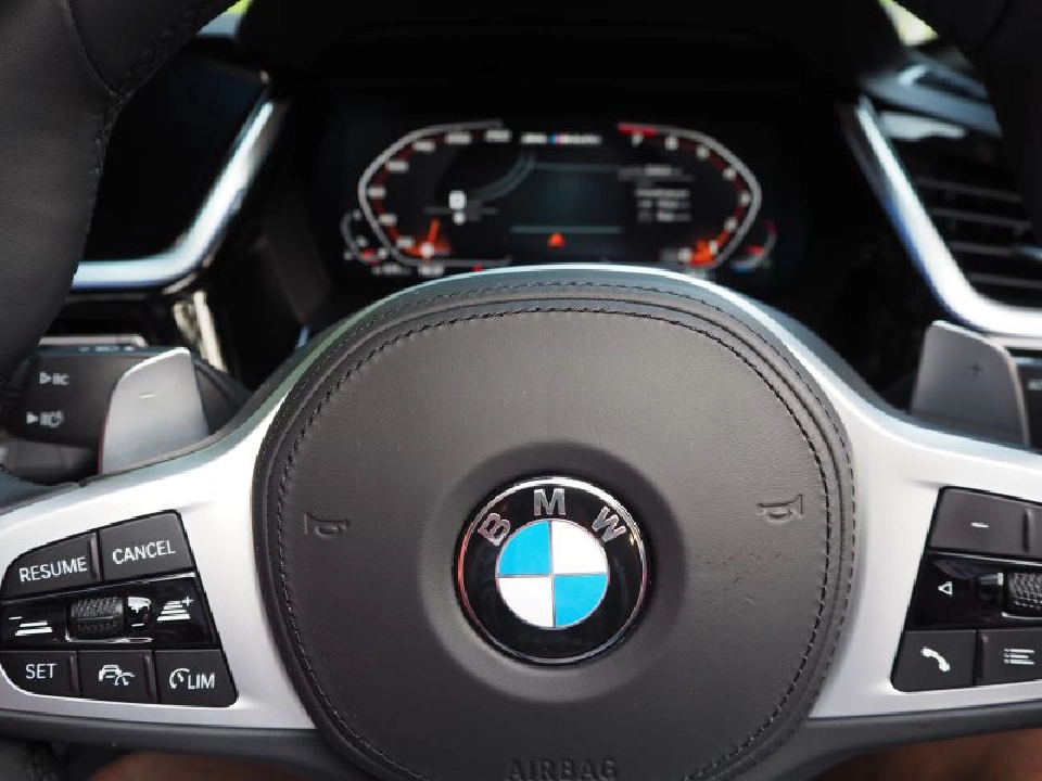 BMW Z4 M40i  หล่อ แรง เหนือเหตุผล